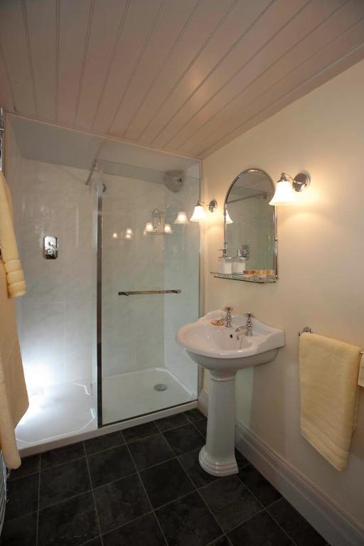Number 5 Bed and Breakfast Shaftesbury Værelse billede
