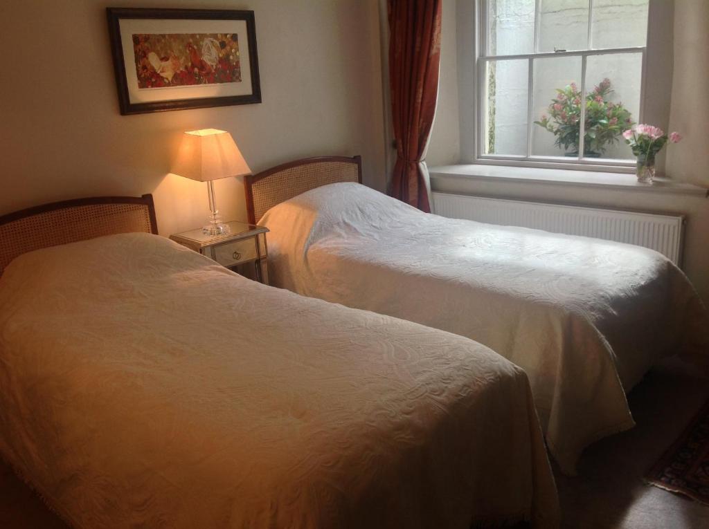 Number 5 Bed and Breakfast Shaftesbury Værelse billede